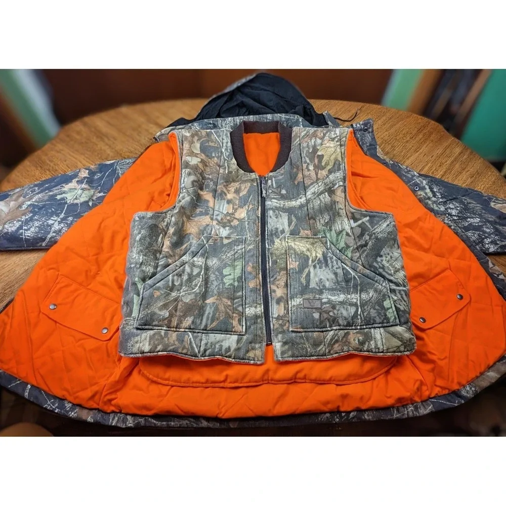 (Lot Of 2) Vintage HFC Equipment & Walls Jacket & Vest Camo Hooded Reversible